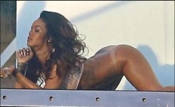rihanna (10).jpg