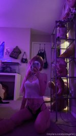 201208 01.jpg