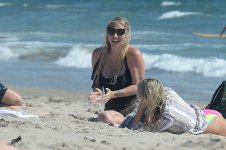 kesha (3).jpg
